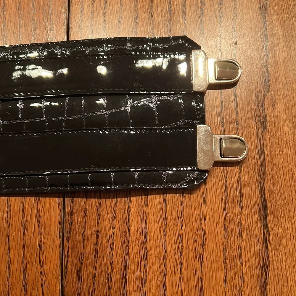 Leatherock Vintage Wide Patent Leather Belt With Elastic At Back 2 Snap Buckles